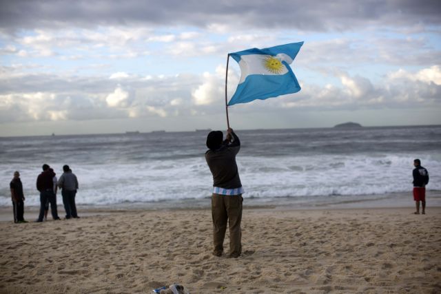 Σε συνομιλίες της τελευταίας στιγμής η Αργεντινή με τα funds
